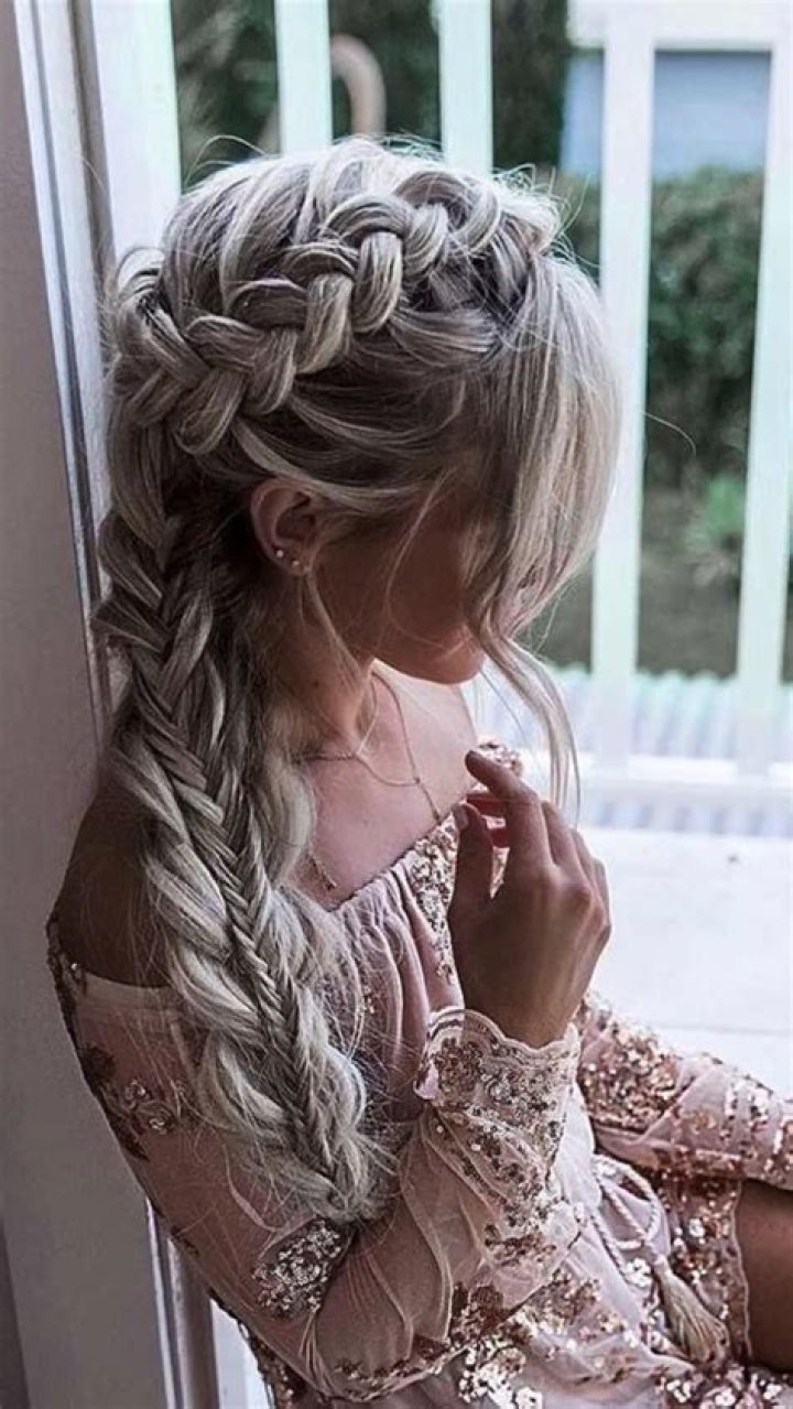 Adorable Braided Hairstyles For Short Hair: Enhance Your Look