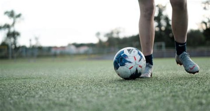 Comprehensive Guide To Lamina Football For Aspiring Athletes