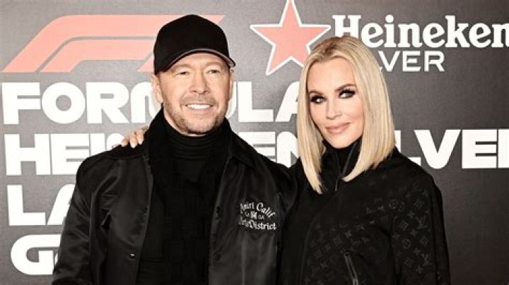 Donnie Wahlberg And Jenny McCarthy: Breaking Hearts And Making Headlines