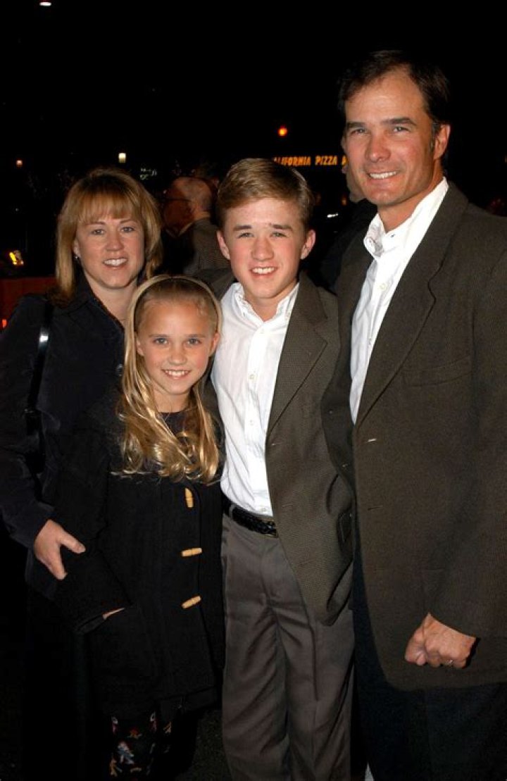 Emily Osment: A Guide For Kids And Parents