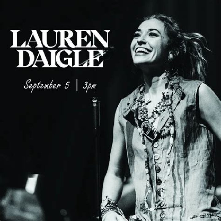 Immerse Yourself In An Unforgettable Night: Lauren Daigle Live In Concert