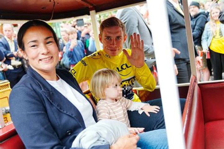 Jonas Vingegaard's Amazing Wife: A Story Of Support And Triumph