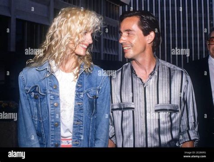 Love And Heartbreak: Inside Jackson Browne And Daryl Hannah's Relationship