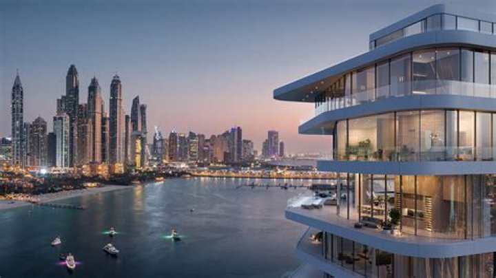 Meet Kim Costanzo: The Expert In Premium Real Estate