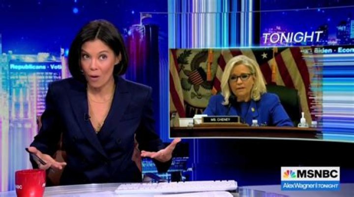 Molly Noblit's Cutting-Edge Reporting On The BBC: A Journalistic Force