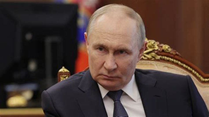 Putin's Height: Unveiling The Russian President's True Stature