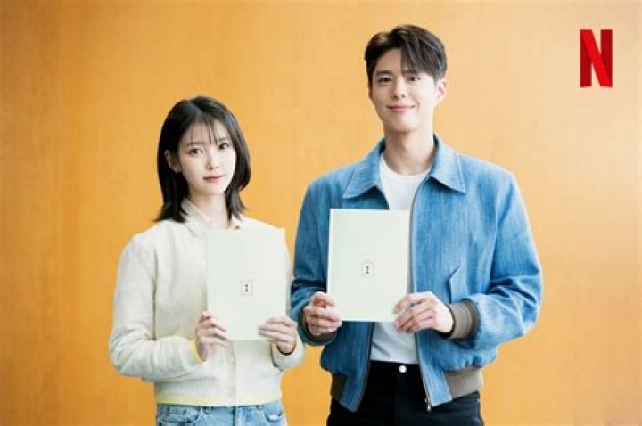 The Chemistry Between Park Bo Gum And Kim So Hyun: A Captivating Duo