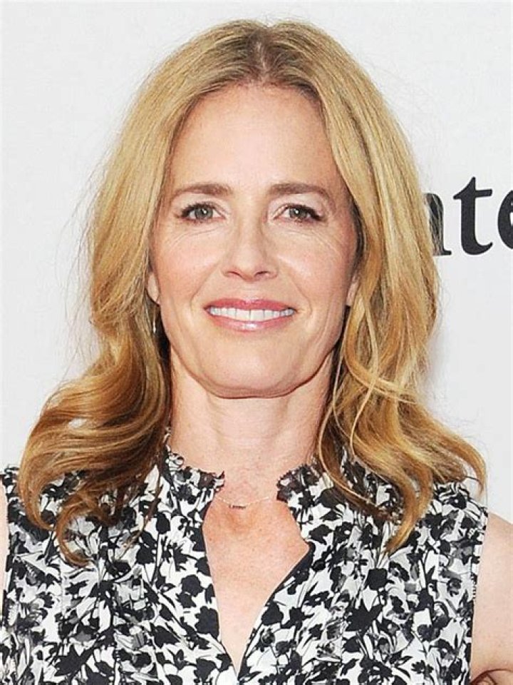 The Enduring Career Of Acclaimed Actress Elisabeth Shue