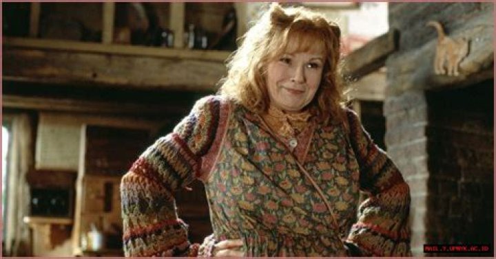 The Legendary Actress Behind The Beloved Mrs. Weasley