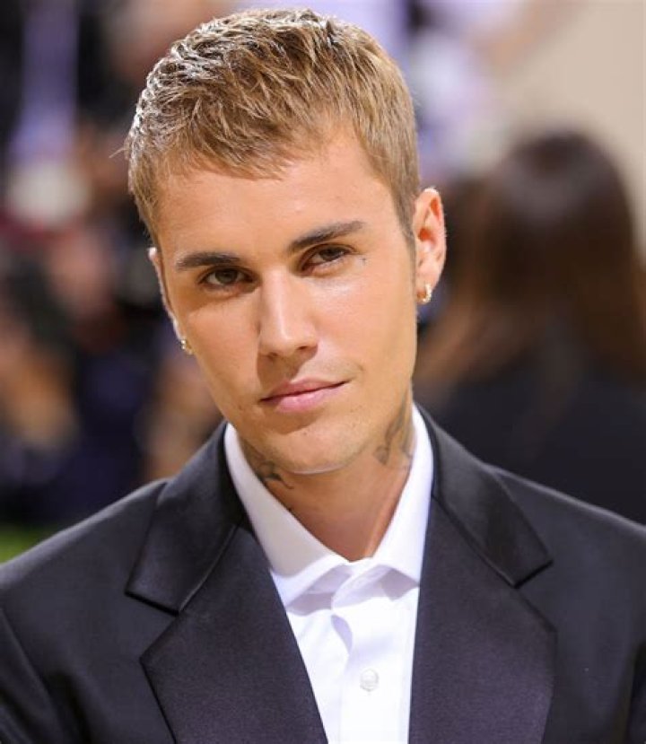 Ultimate Guide To Justin Bieber's Age: How Old Is He?