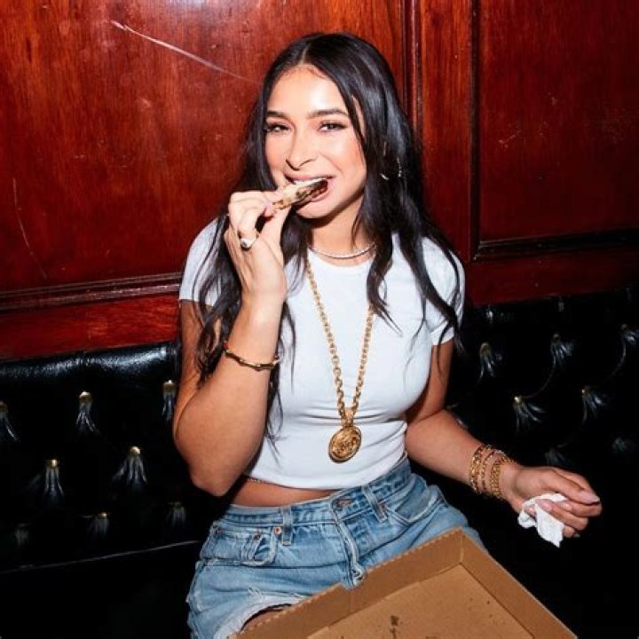 Unveiling Jessica Caban's Inspiring Race To Success